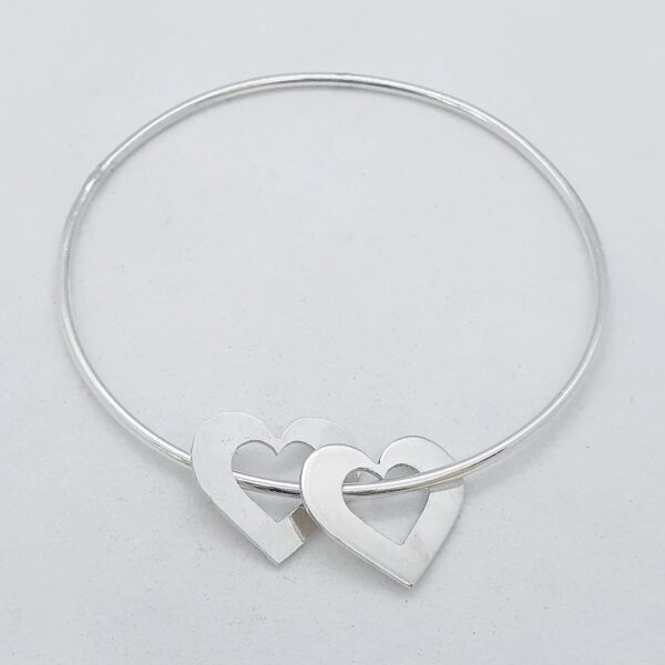 Esclava corazones de plata