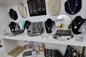 Adrianela Accesorios