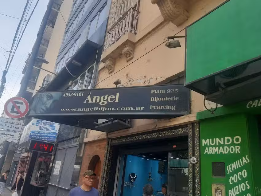 &Aacute;ngel
