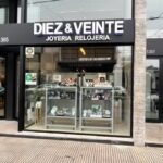 DIEZ & VEINTE