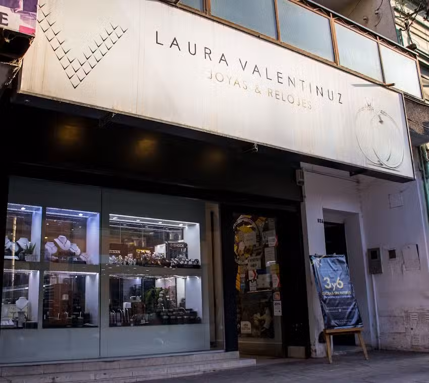 LAURA VALENTINUZ JOYAS & RELOJES