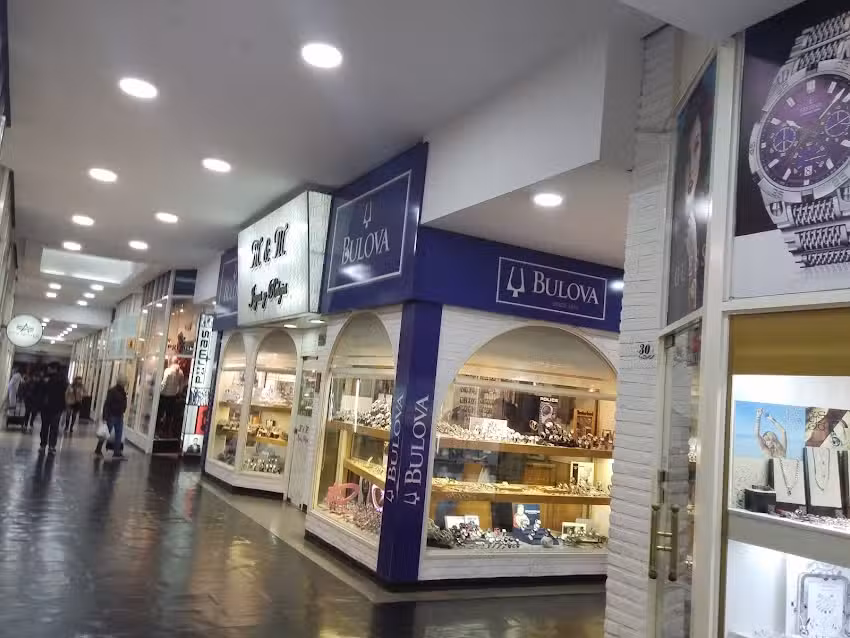 M & M Joyas y Relojes