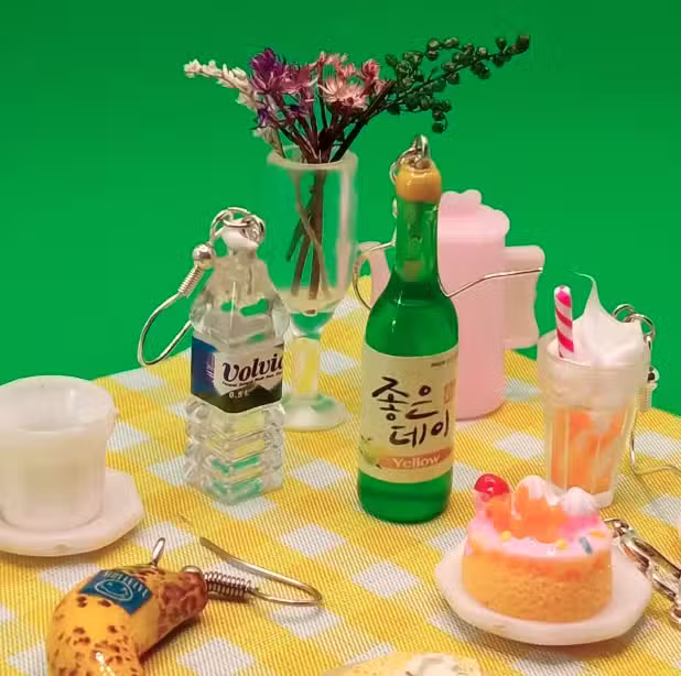 Plutonia Tienda de Accesorios ℕ𝕠𝕤𝕥𝕒𝕝𝕘𝕚𝕔 𝕒𝕟𝕕 𝕣𝕖𝕥𝕣𝕠 𝕥𝕠𝕪𝕤